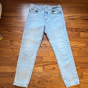Levi's Women's High-Rise Light Blue Jeans